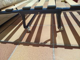 CAMA PLEGABLE METÁLICA CON RUEDAS