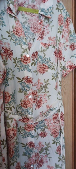 Vestido Zara estampado flores - talla 5