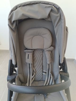 Cybex Melio + capazo Cot gris