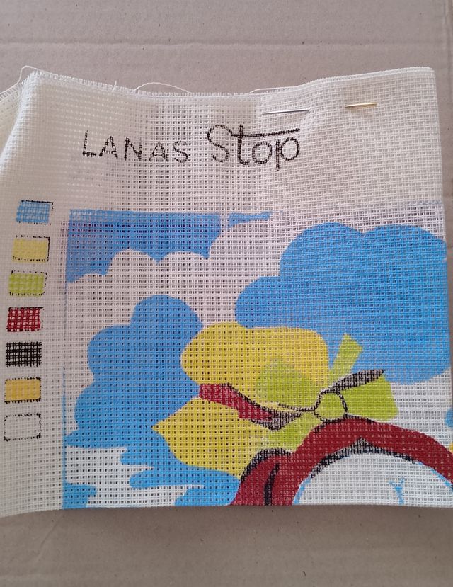 Medio punto: Lanas Stop