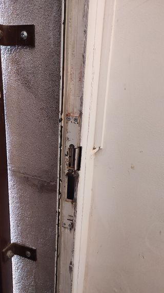 Puerta exterior blanca - Metálica