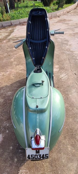 Vespa 150 Verde - Clásica