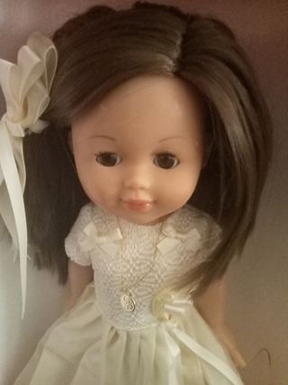 Muñeca comunión: Vestido beige