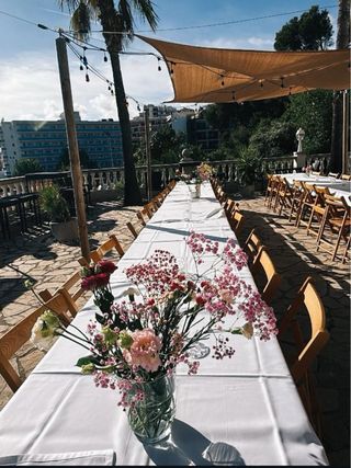 Alquiler mesas y sillas para evento