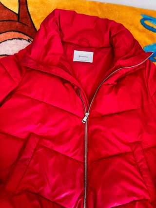 Abrigo rojo Shein
