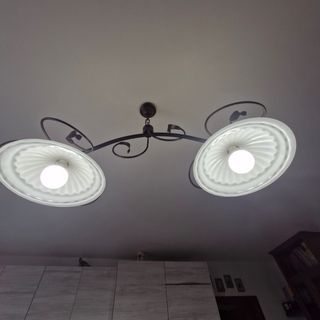 Lampadario bilanciere con  due diffusoriluci