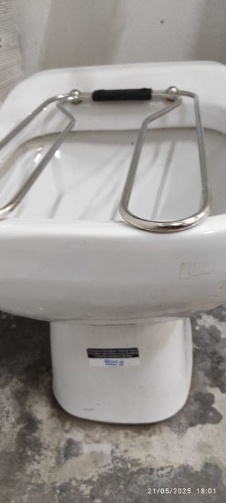 Vertedero WC Roca Garda