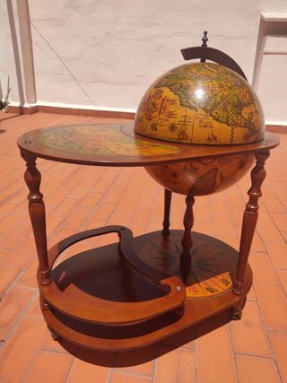 Mesa auxiliar barra bar bola mundo globo terráqueo