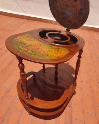 Mesa auxiliar barra bar bola mundo globo terráqueo