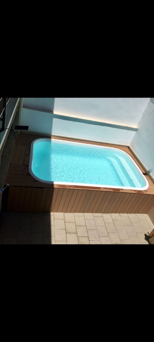 Piscinas poliéster: 2 modelos