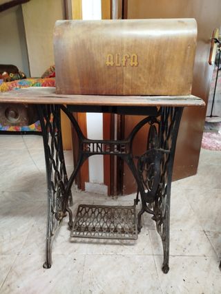 Máquina coser Singer Antigua