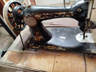 Máquina coser Singer Antigua