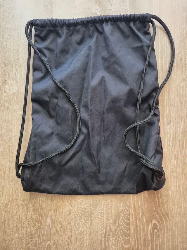 Mochila deportiva Nike negra