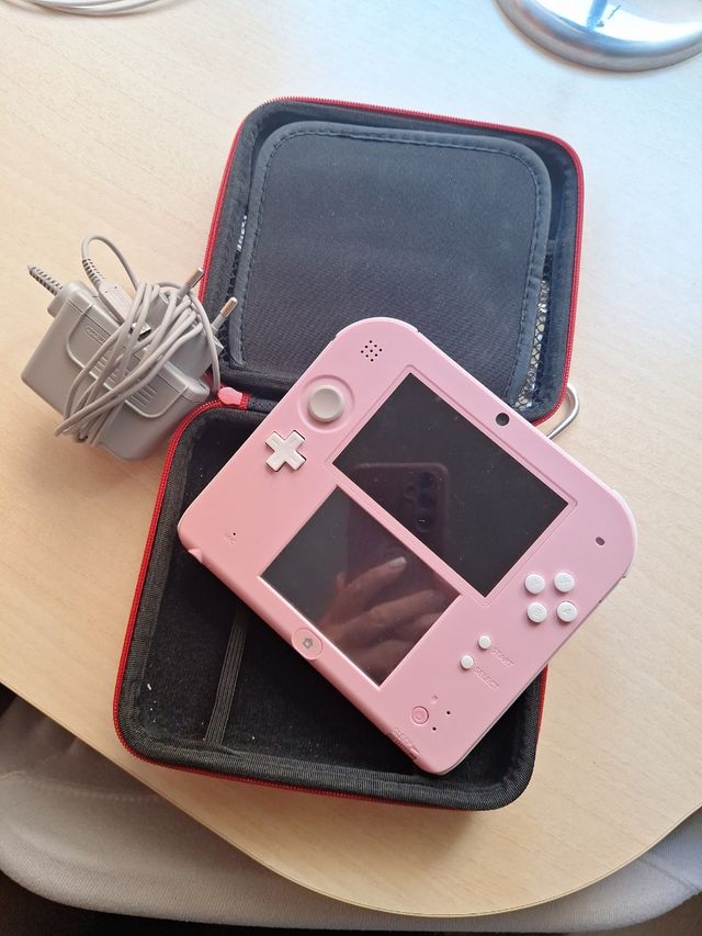 NINTENDO 2DS ROSA + 6 JUEGOS