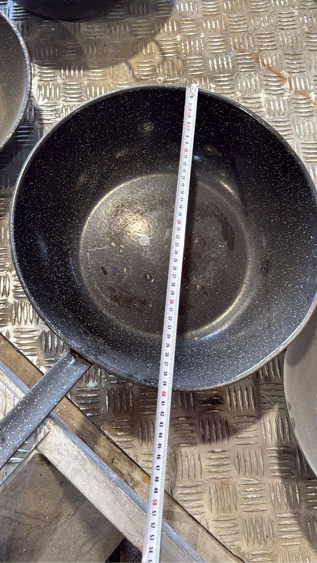 Sartenes y paelleras - 10 piezas