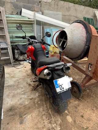 PEGASO STRADA 650