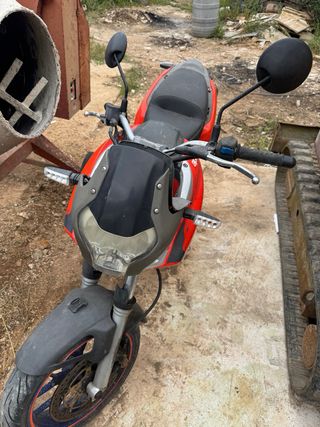 PEGASO STRADA 650