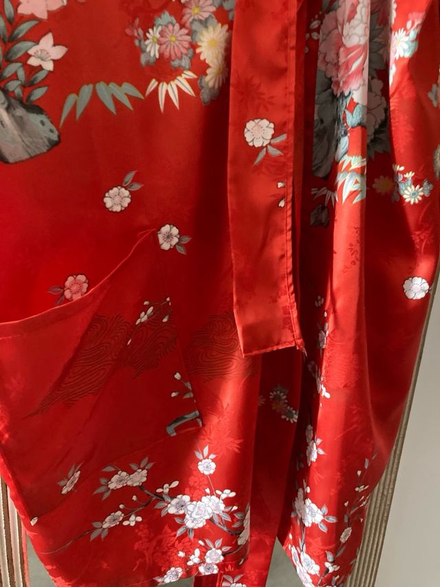 Kimono rojo seda estampado