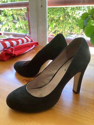 Tacones negros La Strada