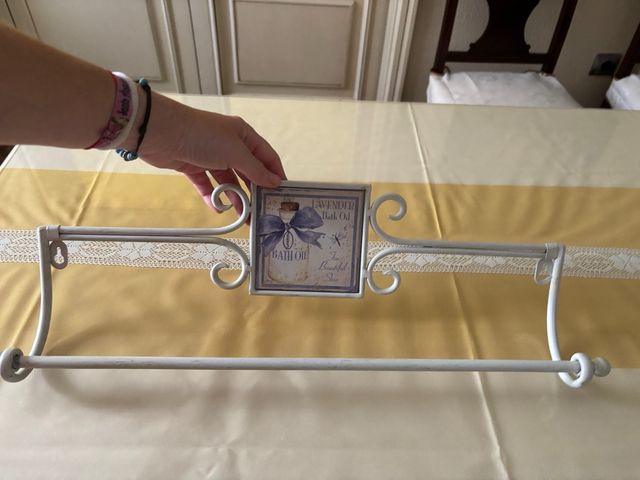 Toallero baño blanco de hierro