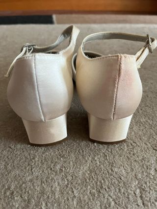 ZAPATOS DE CHICA O NIÑA DE FIESTA, CELEBRACION 35