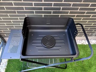 Nuovo barbecue a carbonella