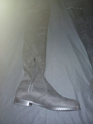 Botas altas ante negras tacón y planas