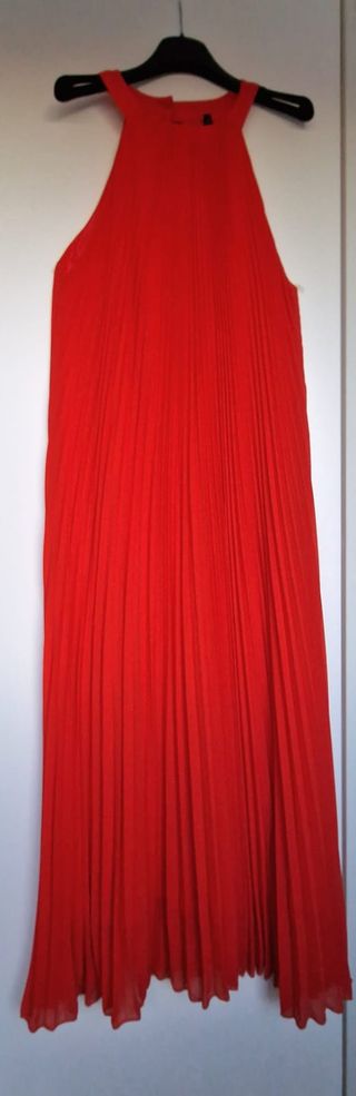 Vestido rojo largo de gasa plisado nuevo, estrenar