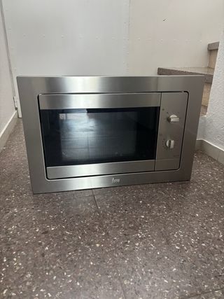 Microondas integrable Teka TMW 18 Bi