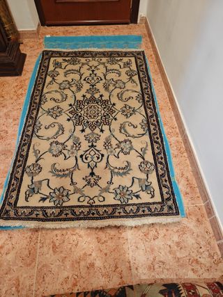 Alfobra Nain La 9  142 cm por 90 cm limpia