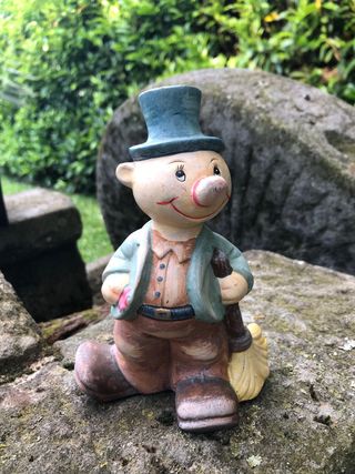 Statuina Spazzino Ceramica Vintage