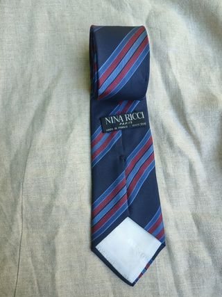Corbata Nina Ricci azul y roja