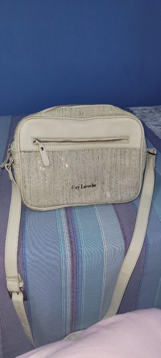 Bolso Guy Laroche beige y plata
