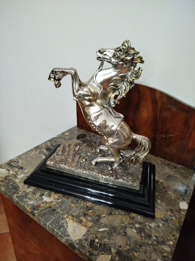 Soprammobile in argento