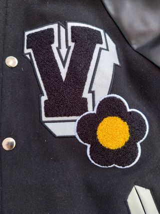 Chaqueta béisbol Bershka vintage mujer