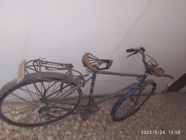 BICICLETA ANTIGUA
