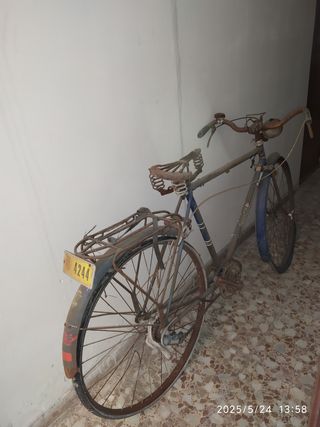BICICLETA ANTIGUA
