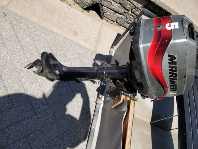 Barca plegable + motor 5cv + ancla + bidon+papeles