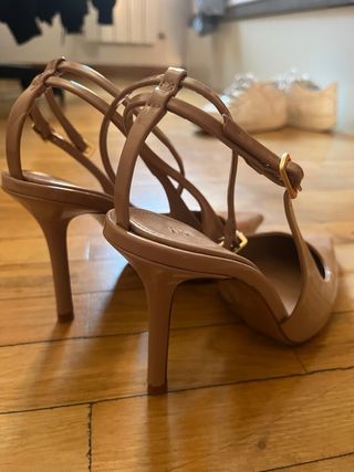 Tacones Zara beige - Punta fina