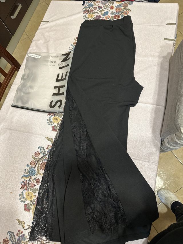 Pantaloni a zampa Shein neri pizzo