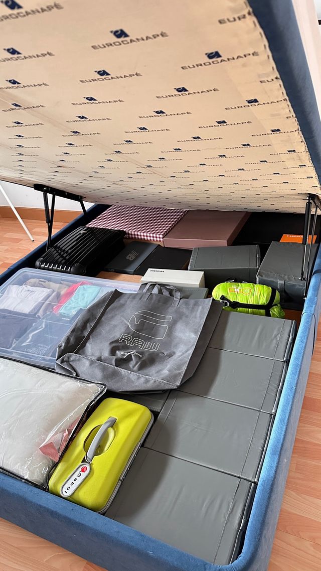 Cama matrimonio Eurocanapé azul