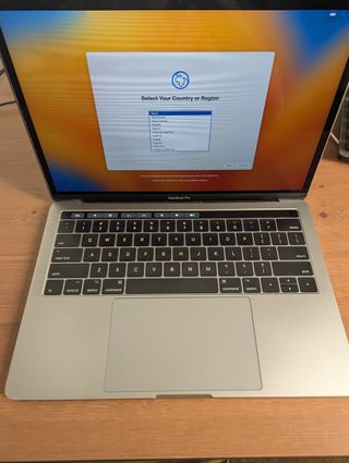 Macbook Pro 13" Touch Bar (2017)