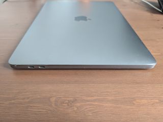 Macbook Pro 13" Touch Bar (2017)