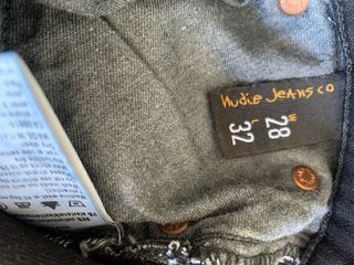 Vaqueros Nudie Jeans negros W28 L32