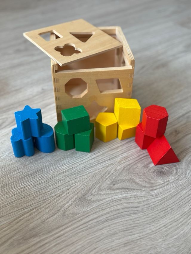 Juego figuras de madera