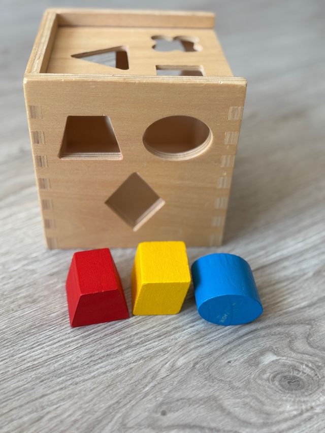 Juego figuras de madera