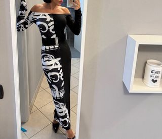 Vestito lungo stampato spalla scoperta