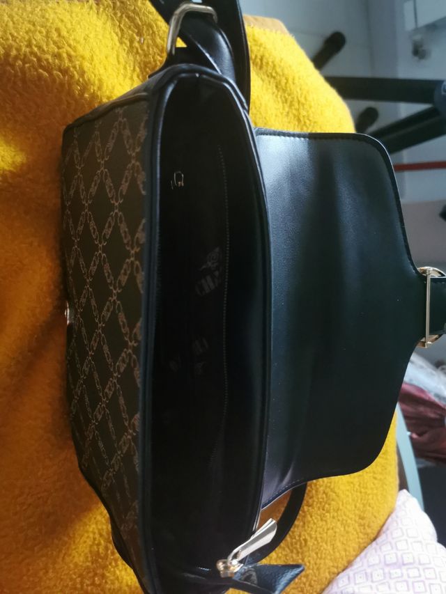 Borsetta tracolla nera oro - come nuova