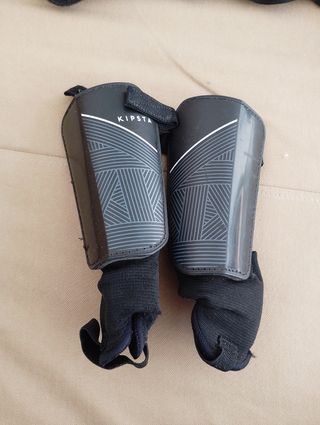 Protectores niño: Roller y fútbol