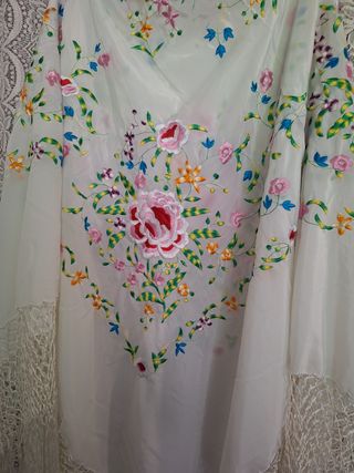 MANTÓN GRANDE BAILE CUADRADO NUEVO BLANCO Y COLOR 